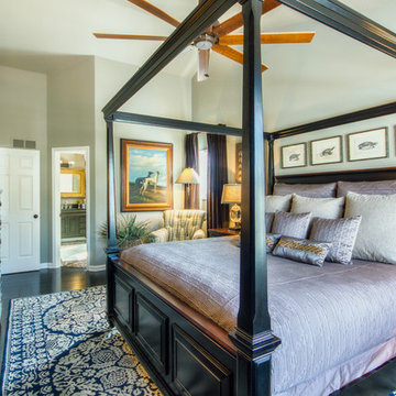 Ohio Riverfront Residence Master Bedroom