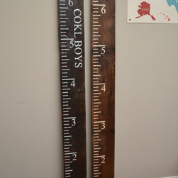 Barn wood height measuring boards - Novelty Signs