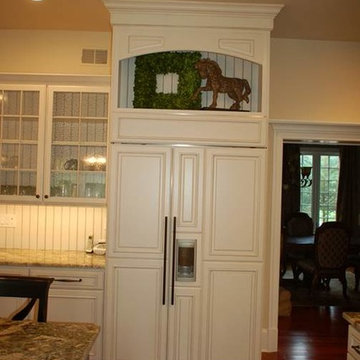 Fieldstone Cabinetry kitchen in off white