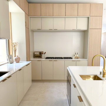 181 - Newport Beach – Modern Transitional Kitchen Bathroom Remodel