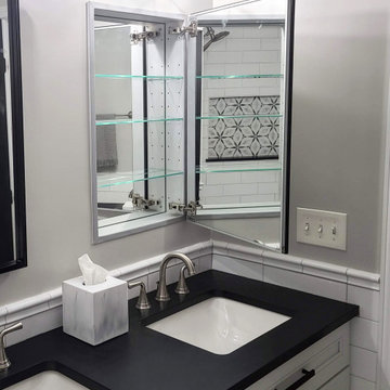 Black & White Hall Bath