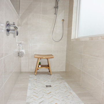 Cranberry Master Bathroom