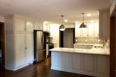 Kitchen - transitional kitchen idea in Other
