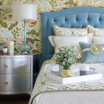 Cheery Undated Traditional Bedroom