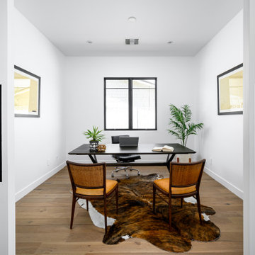 The Magnolia - Office