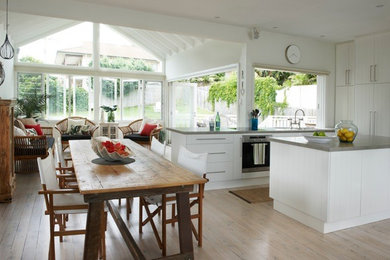 Contemporary kitchen in Sydney.