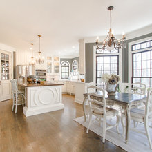 Kitchen & Dining