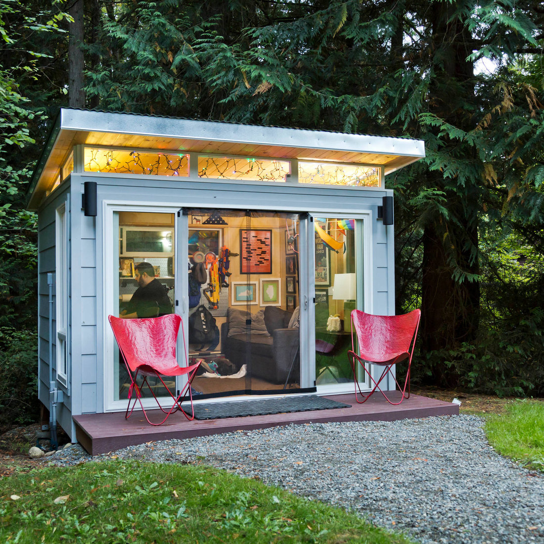 Modern-Shed Seattle home office