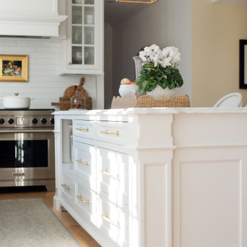 White Kitchen Cabinets in Cheshire, Connecticut