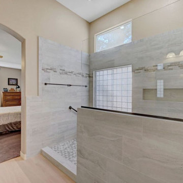 Modern Master Bathroom in Green Valley Ranch