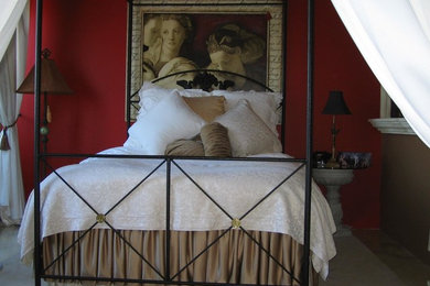 Bedroom - bedroom idea in Vancouver