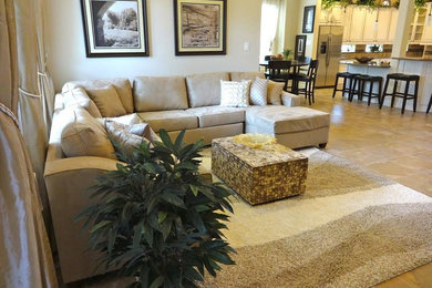 Inspiration for a timeless living room remodel in Orange County