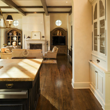 Modern Tuscan Residence