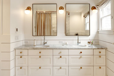 Transitional home design photo in Seattle