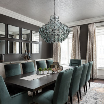 Hollywood Regency in the Windy City
