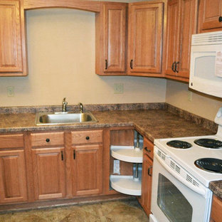 Lake Country Remodeling Review]