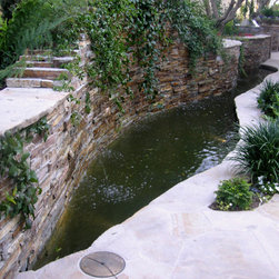 WATER - Outdoor Fountains And Ponds