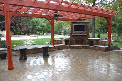 Outdoor Lounge Area, House Brick & Pavers