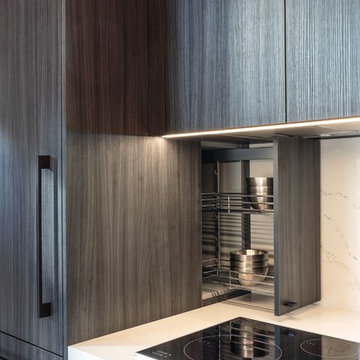 Streamline Contemporary Kitchen