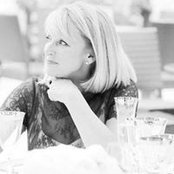 Julie Pickering's photo