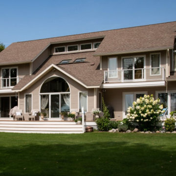 Lovely & Low-Maintenance Lakeside Deck