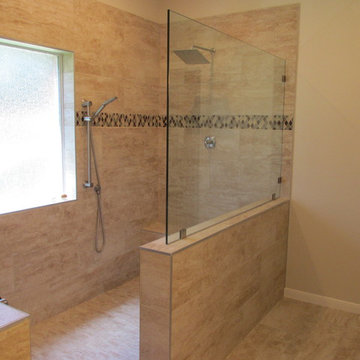 V. L. C. master bath