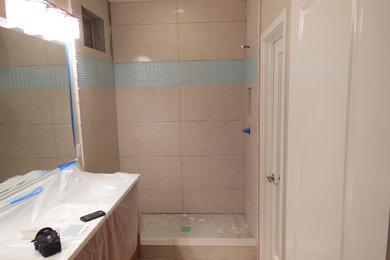Bathroom - modern bathroom idea in Orange County