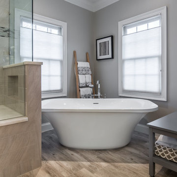 Elegant Master Bath with all the Bells and Whistles
