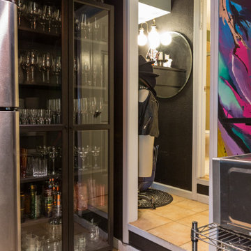 Color, Dramatic Lighting and Pattern Energize a Rental Home