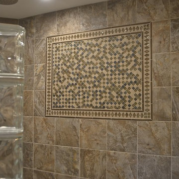 Midland - Transitional Bathroom