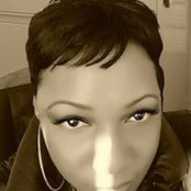 Amena Jones's photo