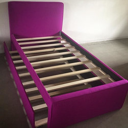 Upholstered Daybeds - Daybeds