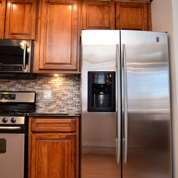 Portage Indiana, Haas Signature Maple Kitchen