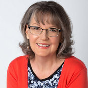 Phyllis Khare's photo