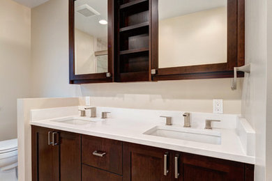 Bathroom - contemporary bathroom idea in Portland