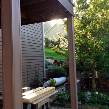 AZEK Deck with Timbertech Builderrail and Genovations Brownstone post wraps