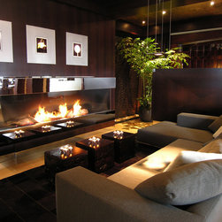 English Inn Custom Fire Feature - Indoor Fireplaces