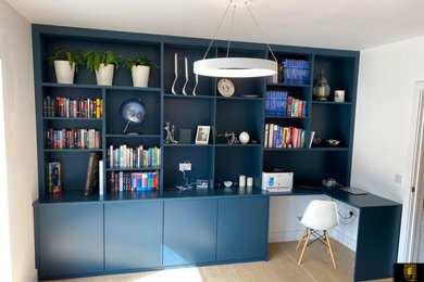 This is an example of a contemporary home office in Berkshire.