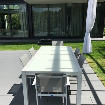 Contemporary Outdoor Living Area at Bay Point