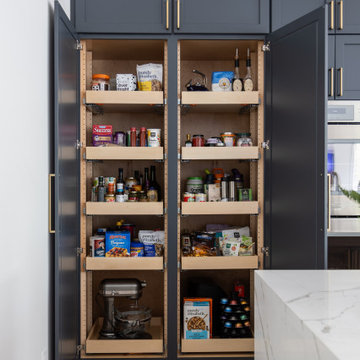 Two-Toned Cabinets & Quartz Kitchen Remodel