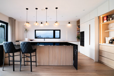 Modern Kitchen with Fluted Island and Pendant Lighting – Dublin