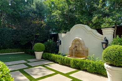 Inspiration for a transitional home design remodel in Dallas