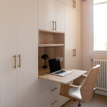 Bureau intégré placard