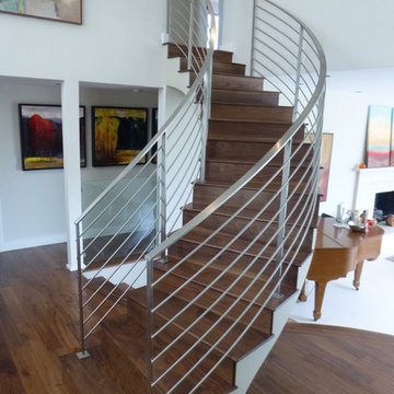 Horizontal Rails