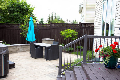 Example of a minimalist home design design in Ottawa