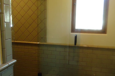 Example of a classic bathroom design in San Luis Obispo