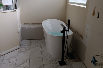 Bathroom - traditional bathroom idea