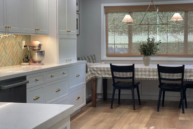 Trendy kitchen photo in Los Angeles