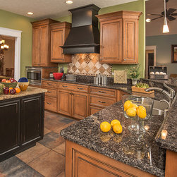 Mouser Cabinetry - Kitchen Cabinetry
