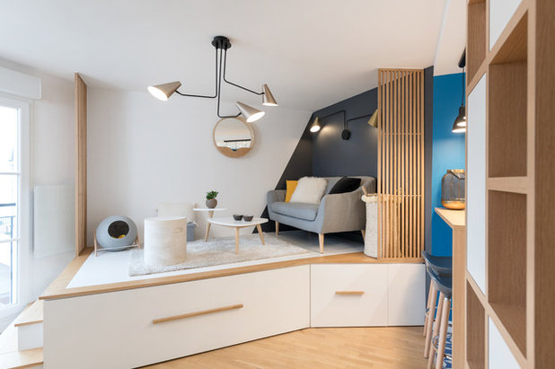 Современный Гостиная by ATMOSPH&Egrave;RES DESIGN
